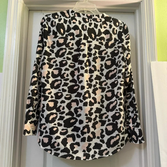 Talbots Halfway Button Down Long Sleeve Blouse - Picture 3 of 6